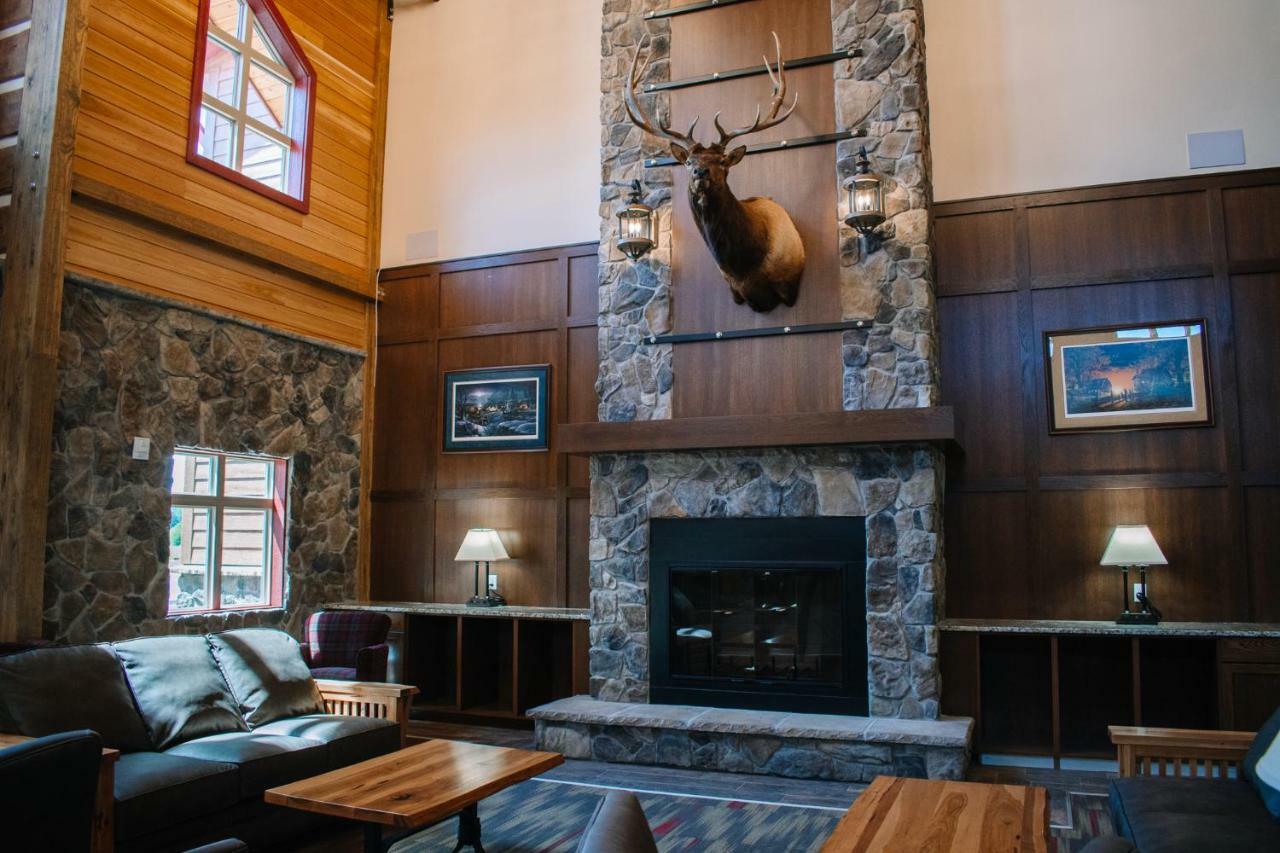 The Lodge At Mauston Luaran gambar